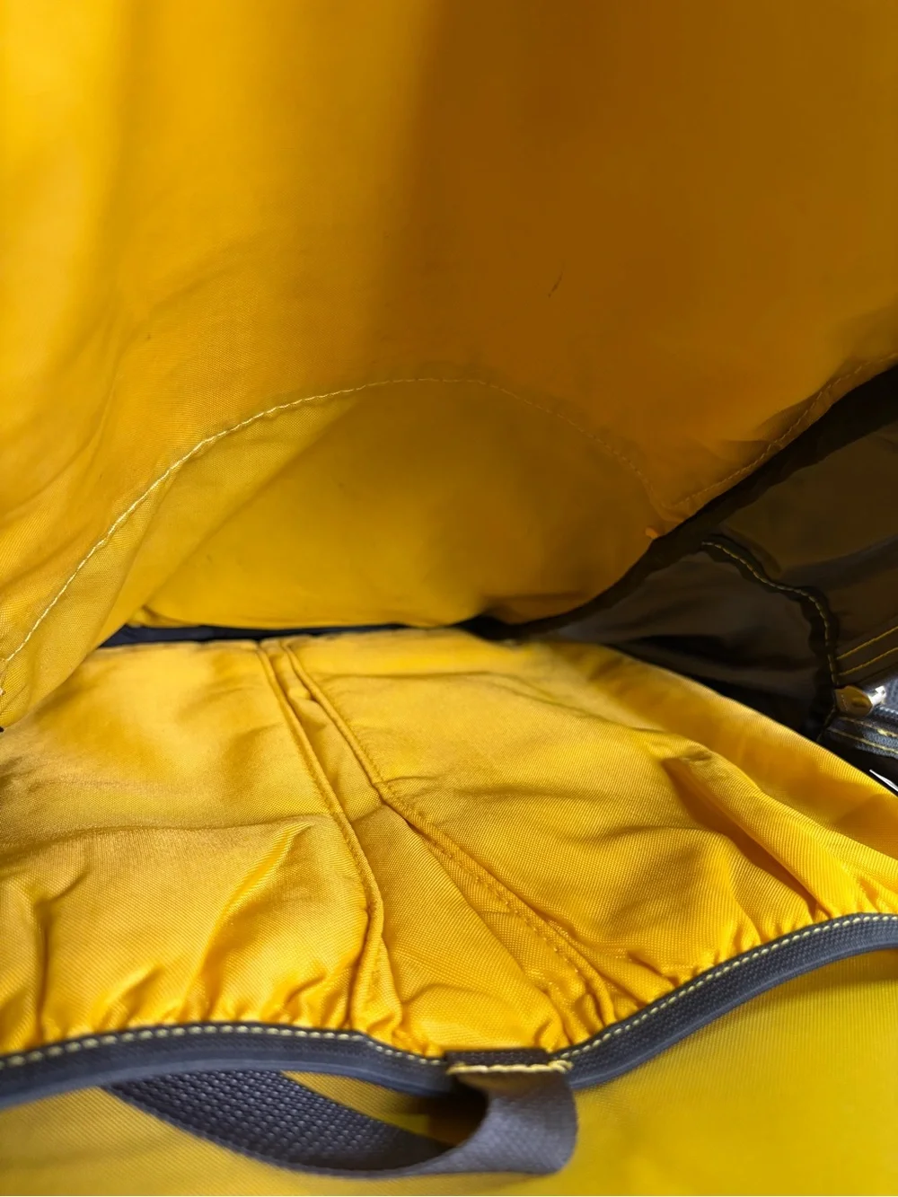 The North Face Hot Shot Backpack Grey Yellow Laptop Daypack T196